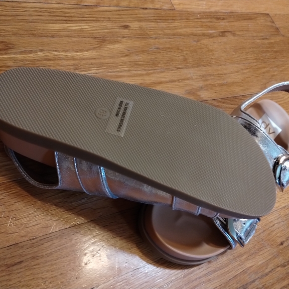 DV by Dolce Vita - Picture 3 of 5